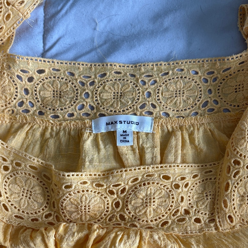 Max Studio Sunlit Ruffle Top - Picture 2 of 3
